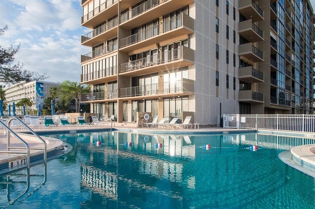5396 GULF BOULEVARD UNIT 804 ST PETE BEACH, FL 33706