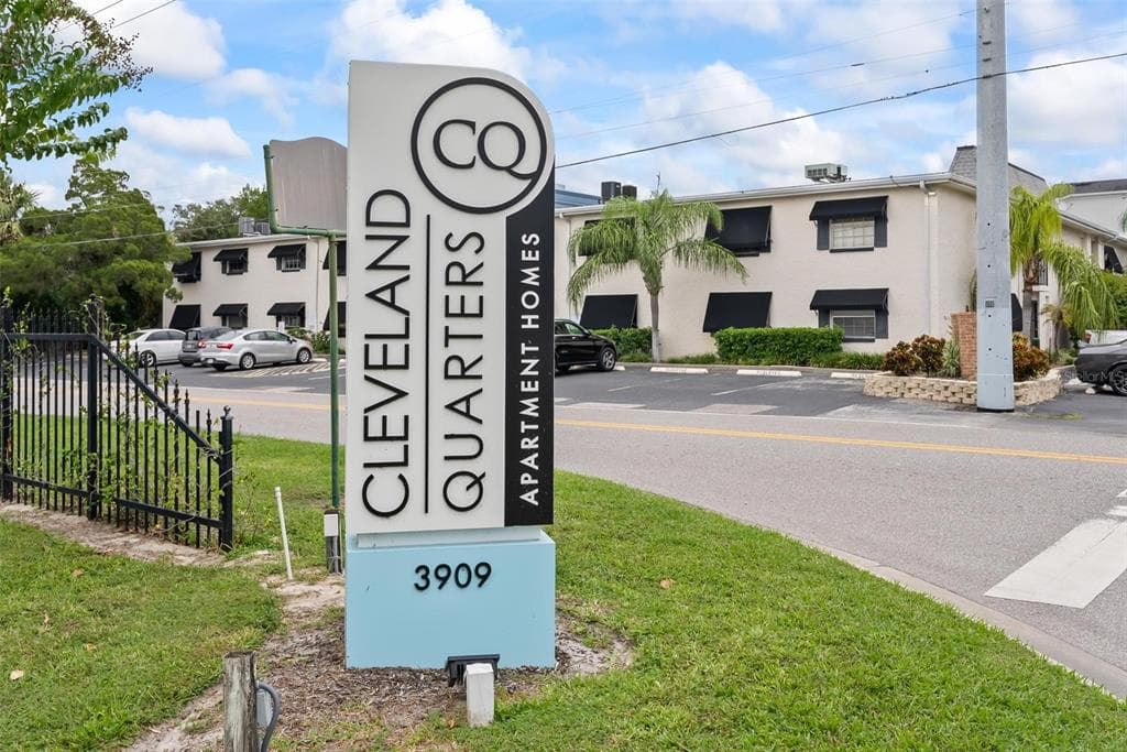 3909 W CLEVELAND STREET UNIT 109 TAMPA, FL 33609