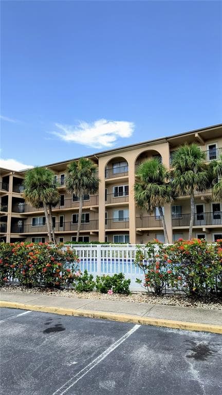 2525 W BAY DRIVE UNIT C12 BELLEAIR BLUFFS, FL 33770