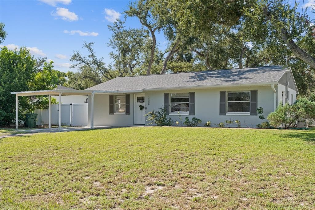 3308 W VAN BUREN DRIVE TAMPA, FL 33611
