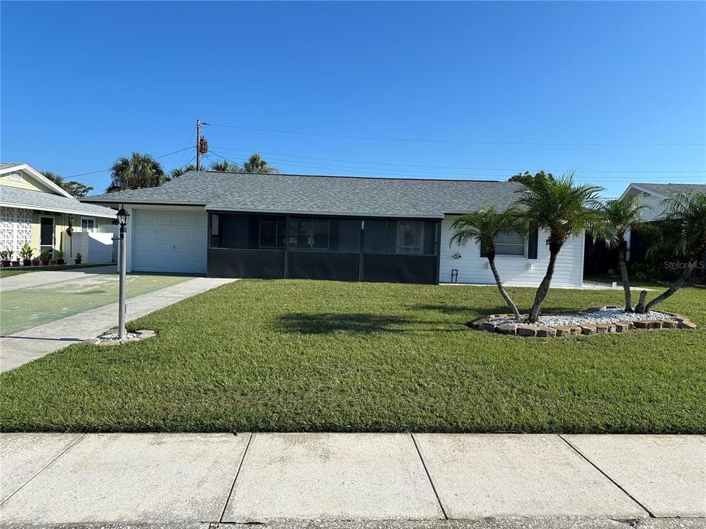 715 DESERT HILLS WAY SUN CITY CENTER, FL 33573