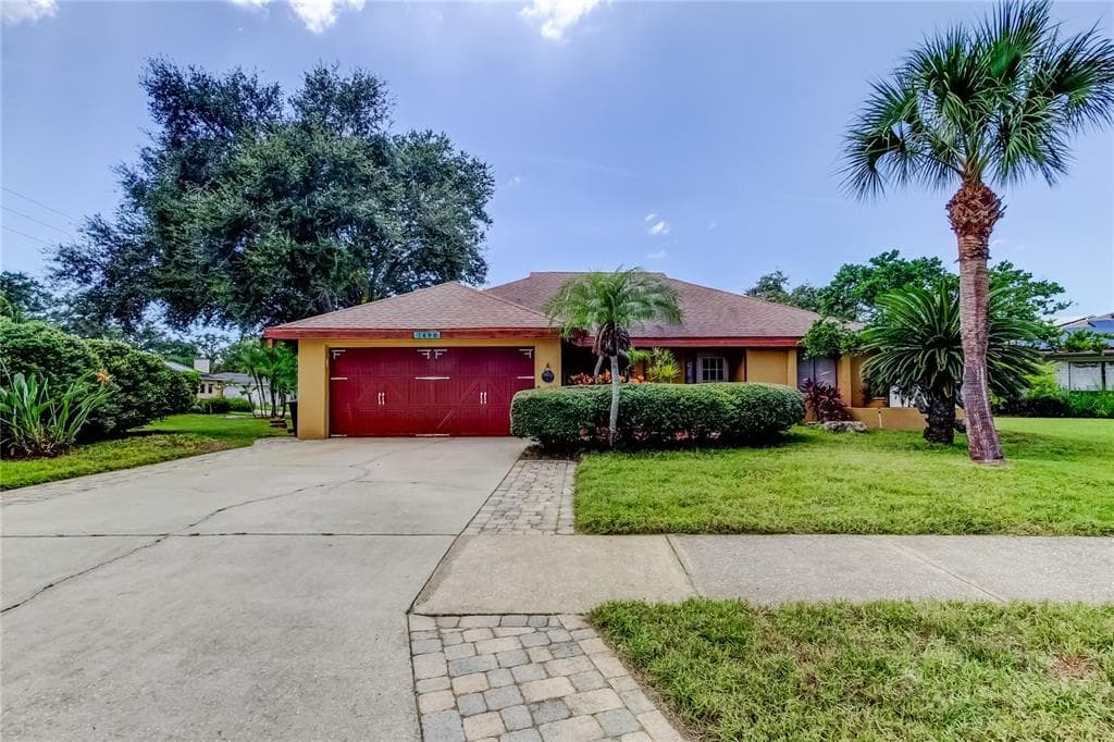 1490 CASCADE COURT DUNEDIN, FL 34698