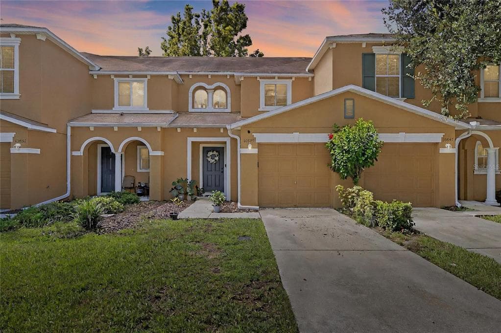 10849 KENSINGTON PARK AVENUE RIVERVIEW, FL 33578