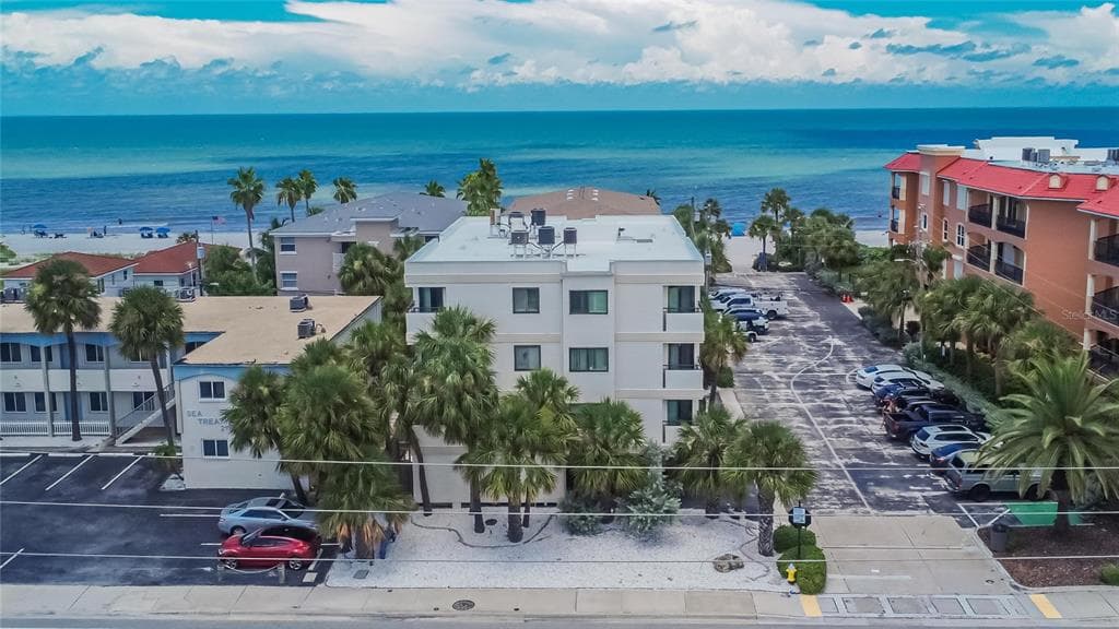2112 GULF BOULEVARD UNIT 2A INDIAN ROCKS BEACH, FL 33785
