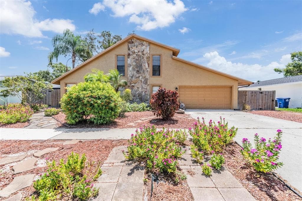 1400 WEXFORD DRIVE S PALM HARBOR, FL 34683