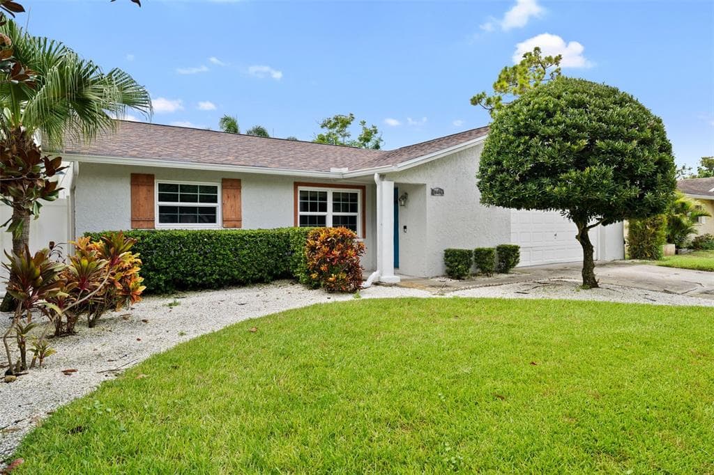 7164 62ND AVENUE N PINELLAS PARK, FL 33781