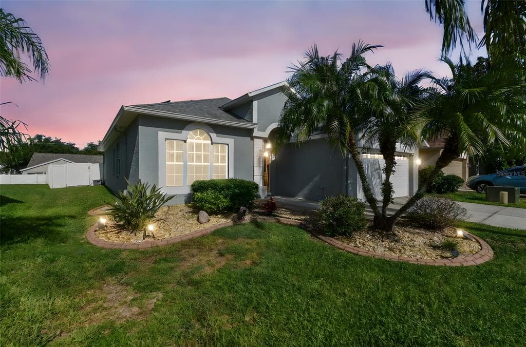 4539 TEALWOOD TRAIL WESLEY CHAPEL, FL 33544