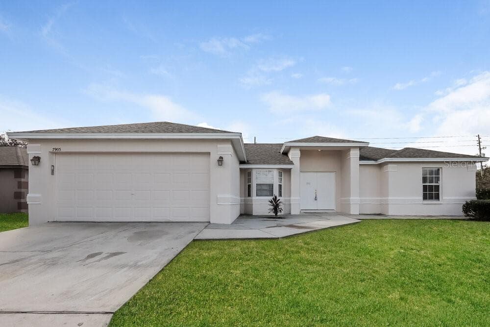7905 APPLE BLOSSOM DRIVE LAKELAND, FL 33810