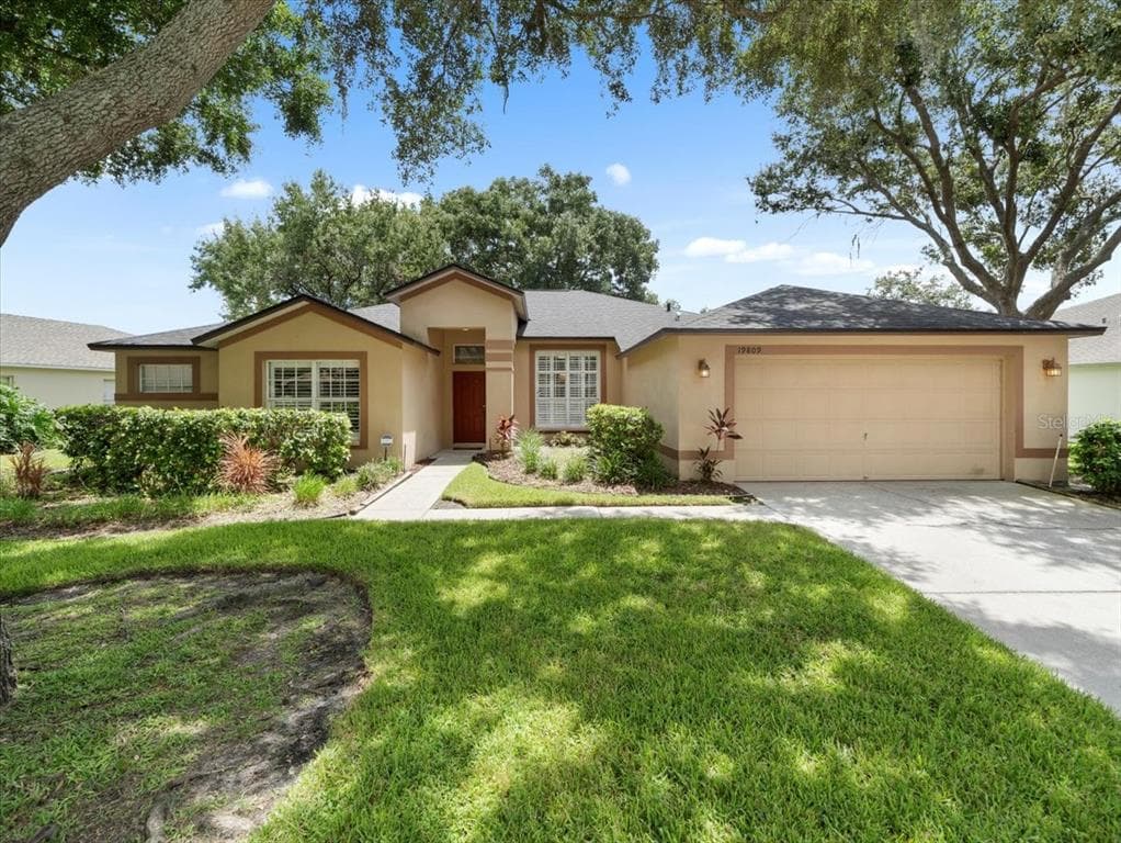 19809 WYNDHAM LAKES DRIVE ODESSA, FL 33556