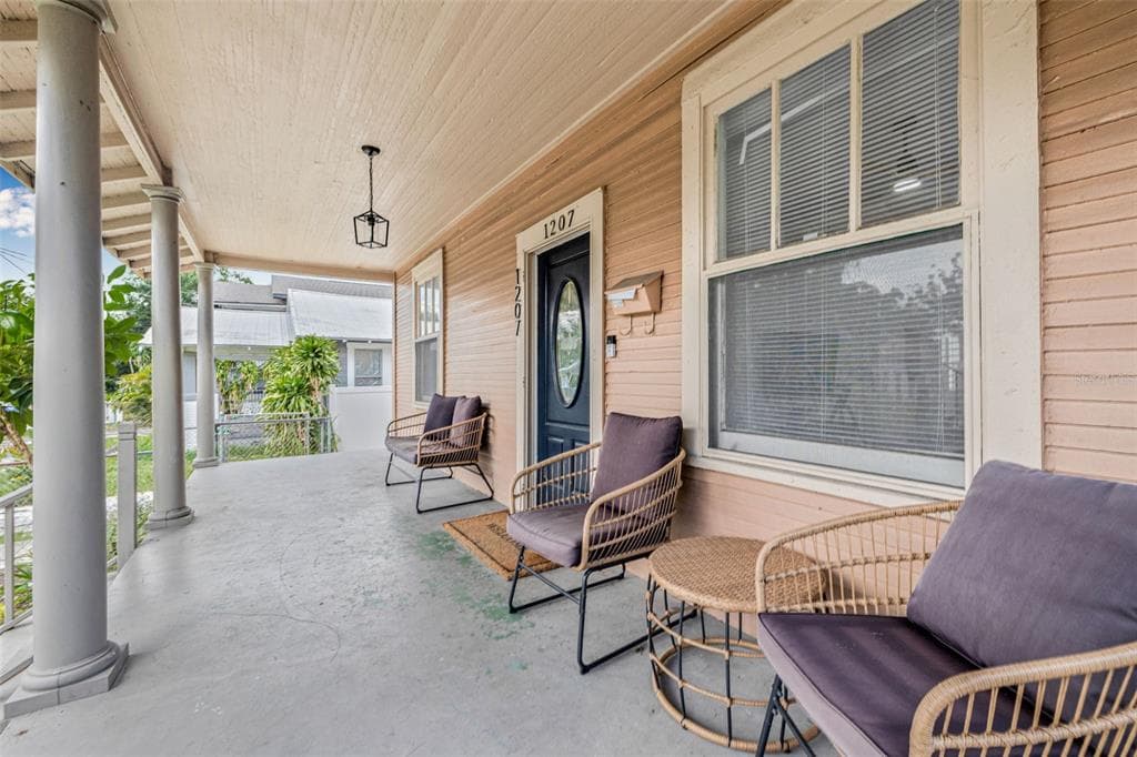 1207 E 17TH AVENUE TAMPA, FL 33605