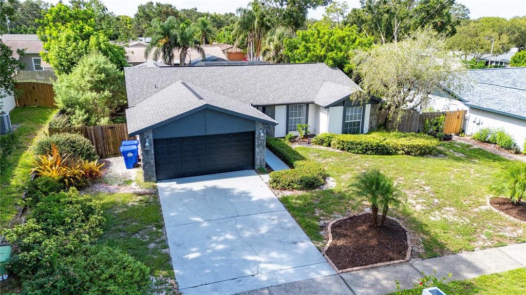 1646 CASTLEWOOD LANE PALM HARBOR, FL 34683