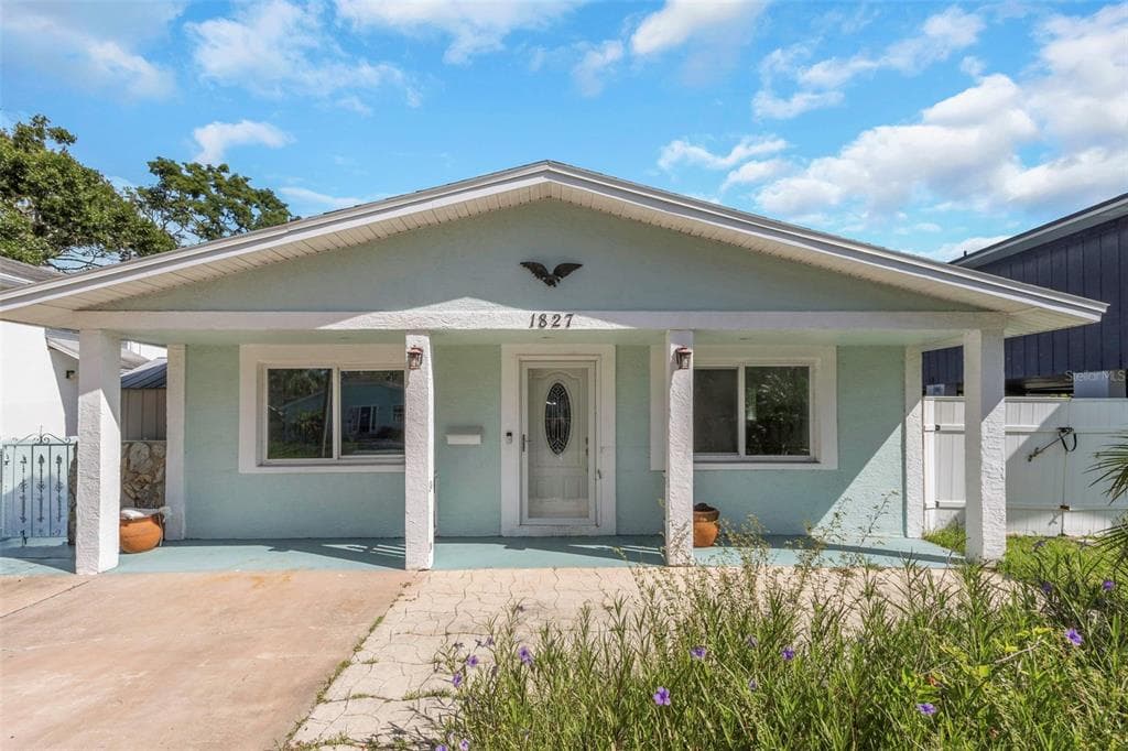 1827 MONTANA AVENUE NE ST PETERSBURG, FL 33703