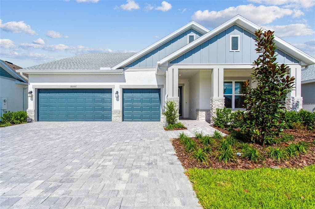 31537 HAYMAN LOOP WESLEY CHAPEL, FL 33545
