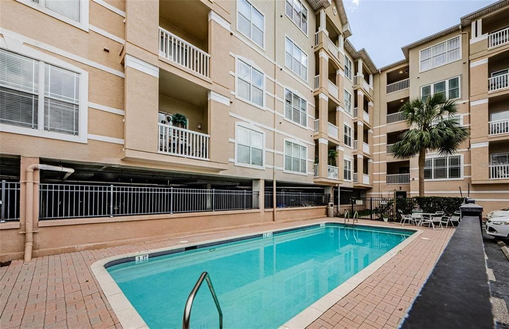 1216 S MISSOURI AVENUE UNIT 427 CLEARWATER, FL 33756