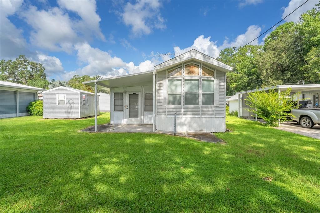2092 CULBREATH ROAD UNIT A27 BROOKSVILLE, FL 34602