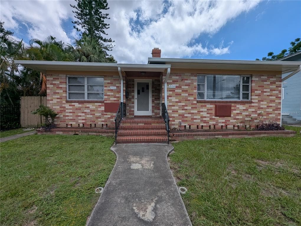 206 12TH AVENUE N ST PETERSBURG, FL 33701