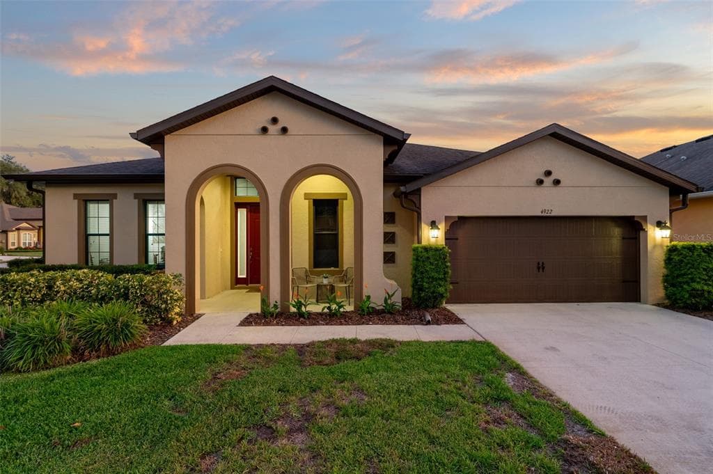 4922 DIAMONDS PALM LOOP WESLEY CHAPEL, FL 33543