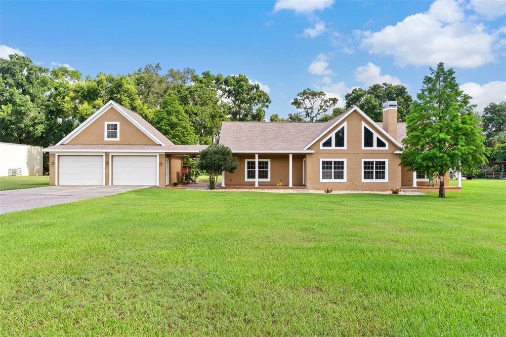 12136 MCINTOSH ROAD THONOTOSASSA, FL 33592