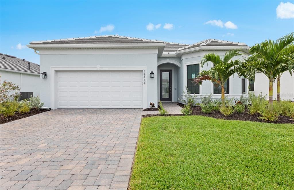 19414 INDIAN ROCK PLACE LAKEWOOD RANCH, FL 34211