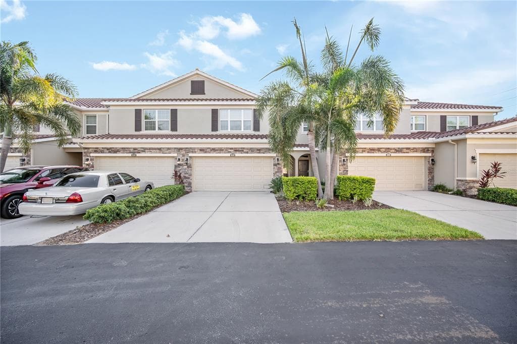 5229 5TH WAY N ST PETERSBURG, FL 33703