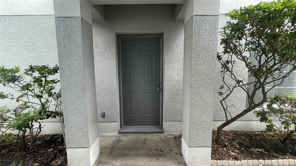 7366 E BANK DRIVE TAMPA, FL 33617