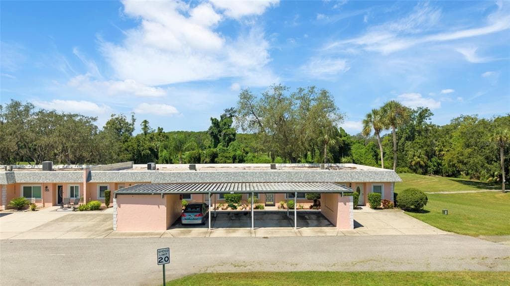 3839 TROPHY BOULEVARD UNIT 3839 NEW PORT RICHEY, FL 34655