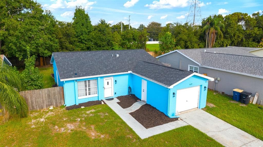 3229 BEAVER DRIVE CLEARWATER, FL 33761