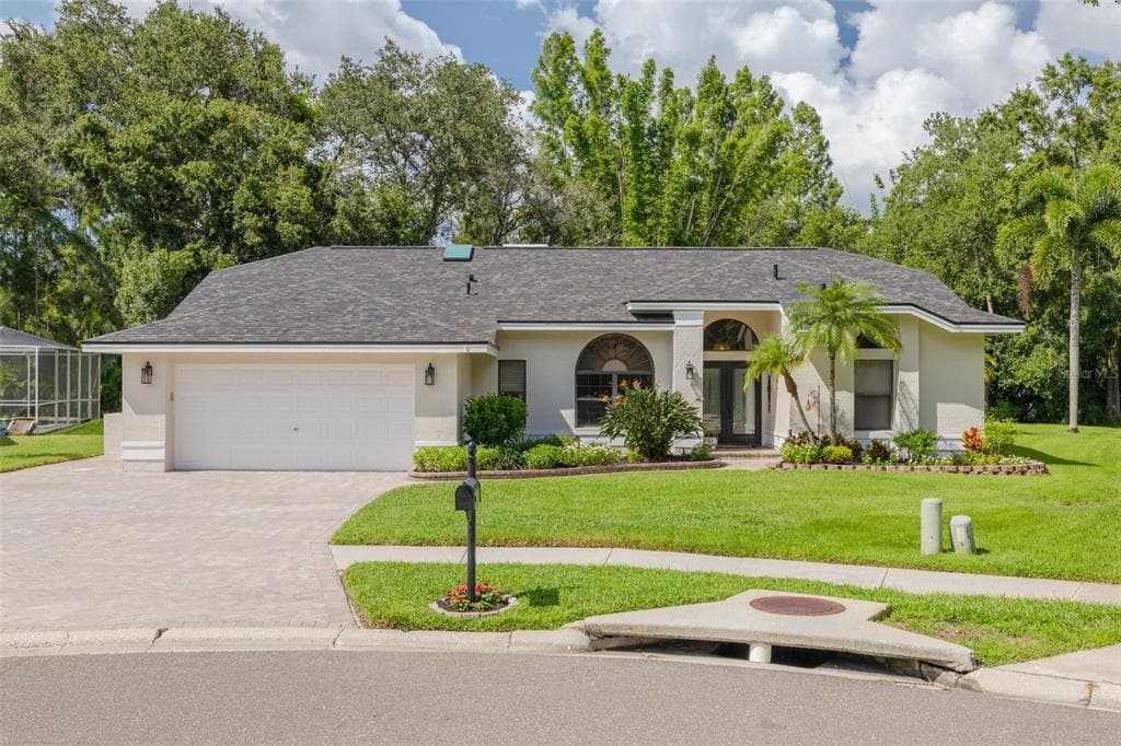 1011 CHILLUM COURT SAFETY HARBOR, FL 34695