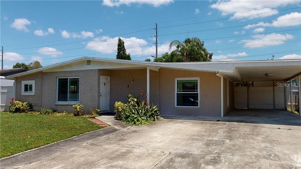 4821 SIERRA MADRE DRIVE TAMPA, FL 33634
