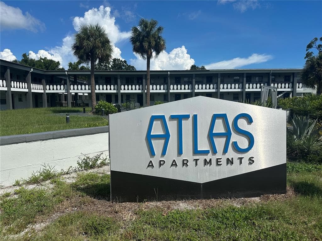 2800 4TH STREET S UNIT 11 ST PETERSBURG, FL 33705