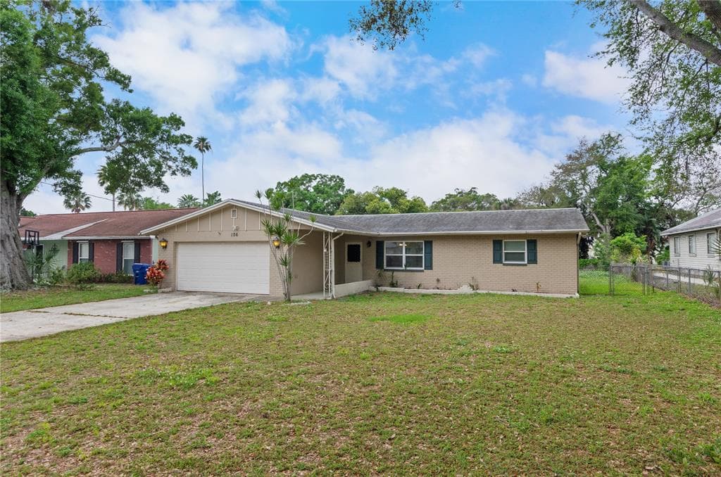 106 LAKE JUDY LEE DRIVE LARGO, FL 33771
