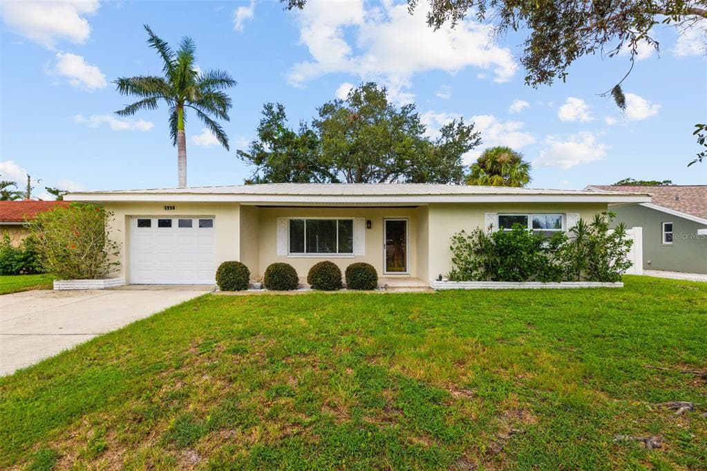 5998 115TH LANE SEMINOLE, FL 33772