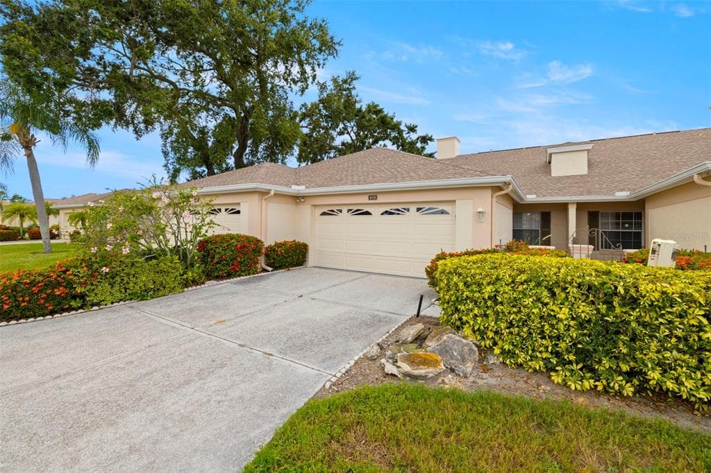 4113 PUTTER PLACE BRADENTON, FL 34203
