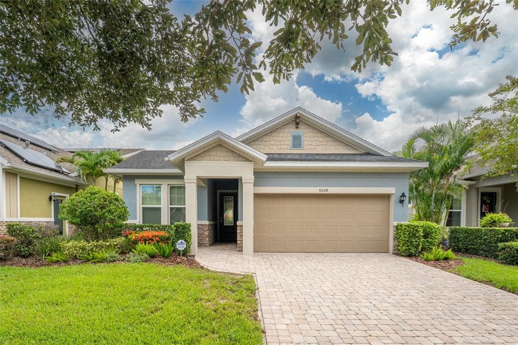 6008 THRUSHWOOD ROAD LITHIA, FL 33547