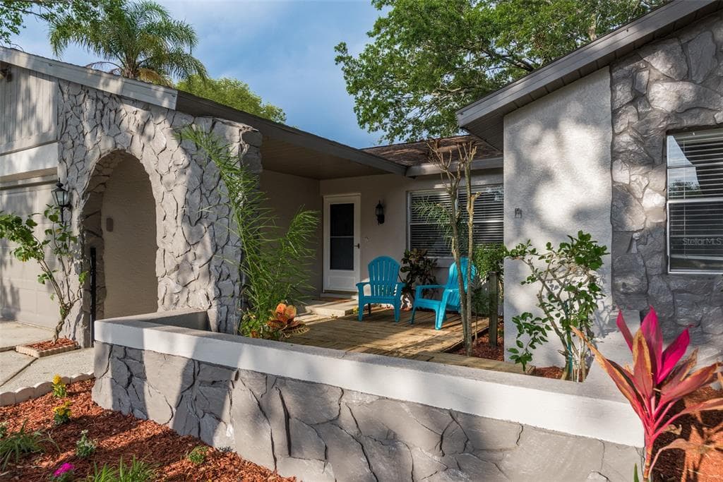 429 EVERGREEN DRIVE OLDSMAR, FL 34677