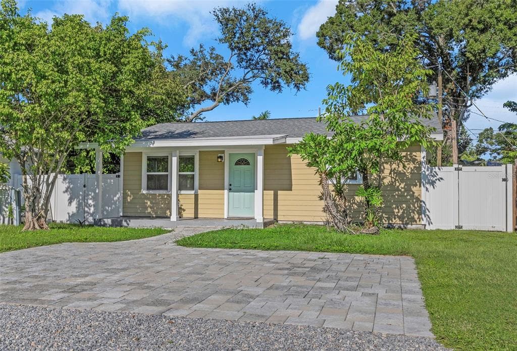 2619 MIRIAM STREET S GULFPORT, FL 33711