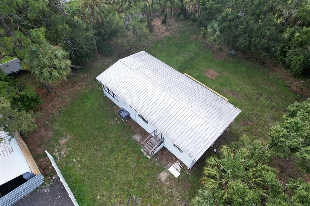 1305 SWEENEY DR RUSKIN, FL 33570
