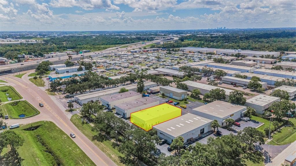 6186 126TH AVENUE LARGO, FL 33773
