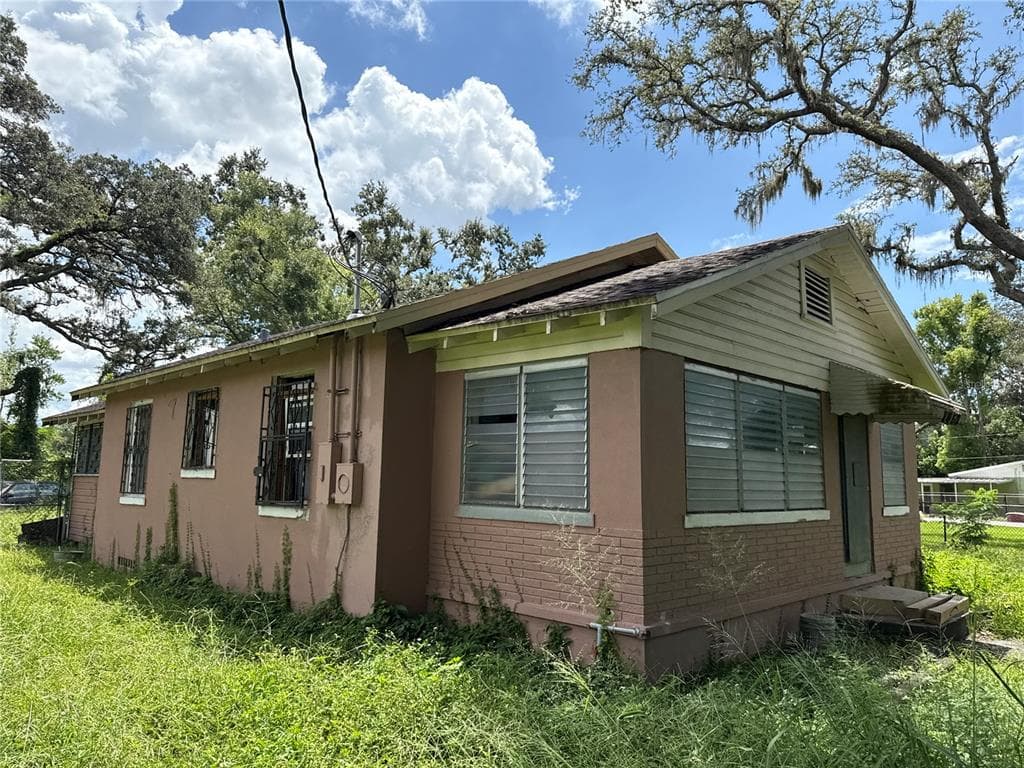 4607 N 20TH STREET TAMPA, FL 33610