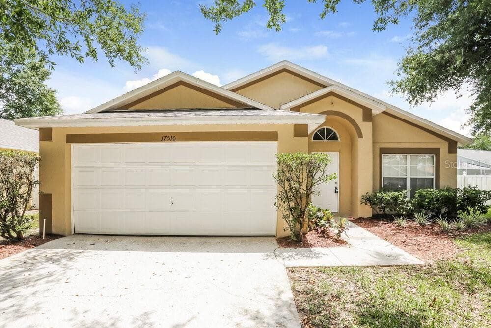 17510 SILVER CREEK COURT CLERMONT, FL 34714