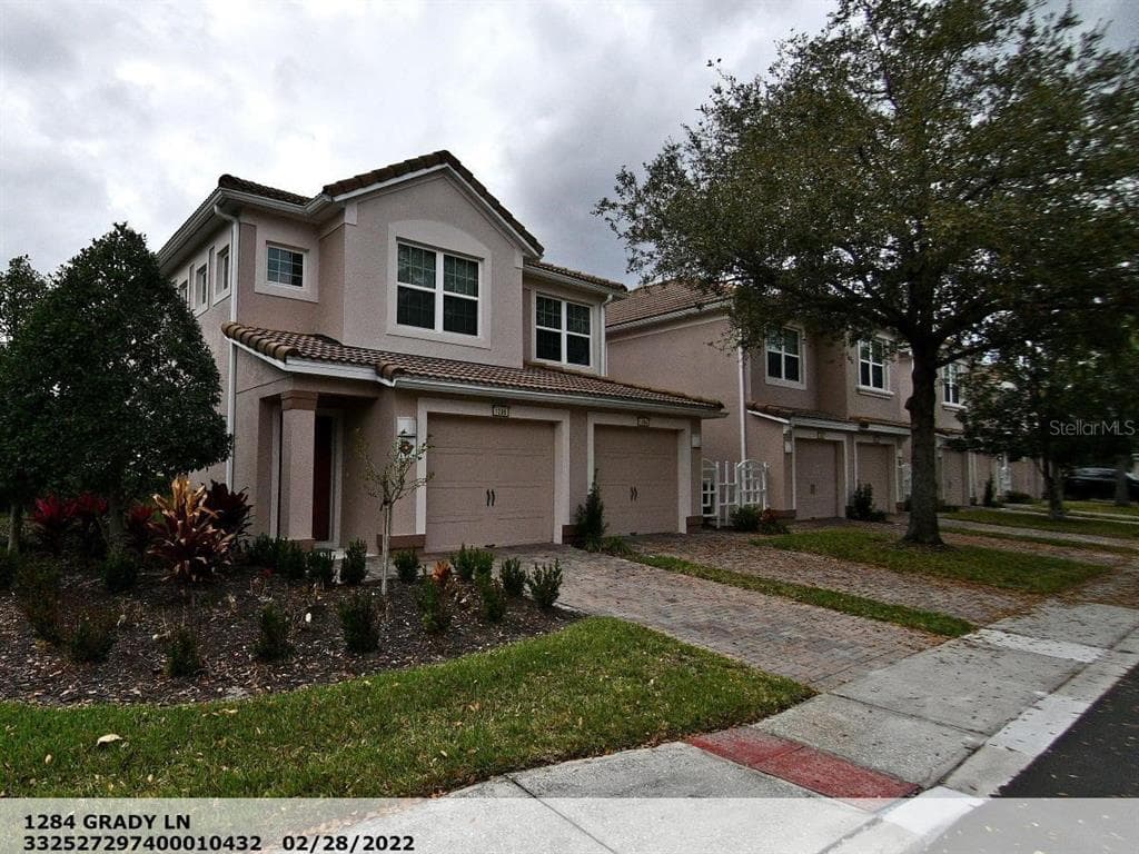 1284 GRADY LANE UNIT 10432 DAVENPORT, FL 33896