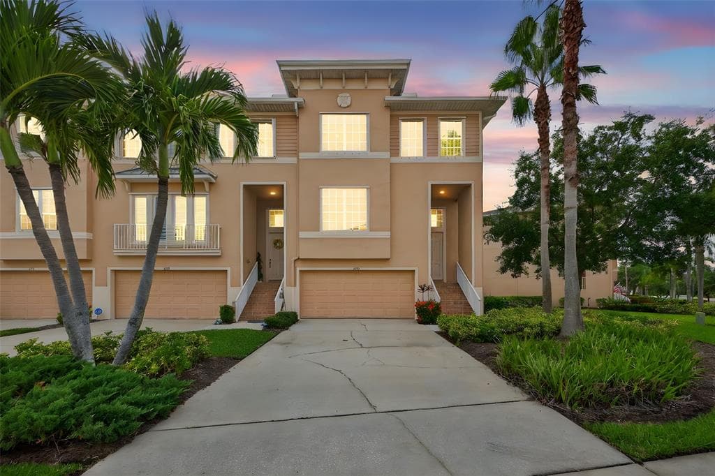 7100 ISLAMORADA CIRCLE SEMINOLE, FL 33777