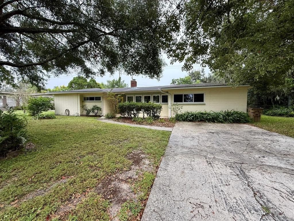 513 CAROLYNE STREET TEMPLE TERRACE, FL 33617
