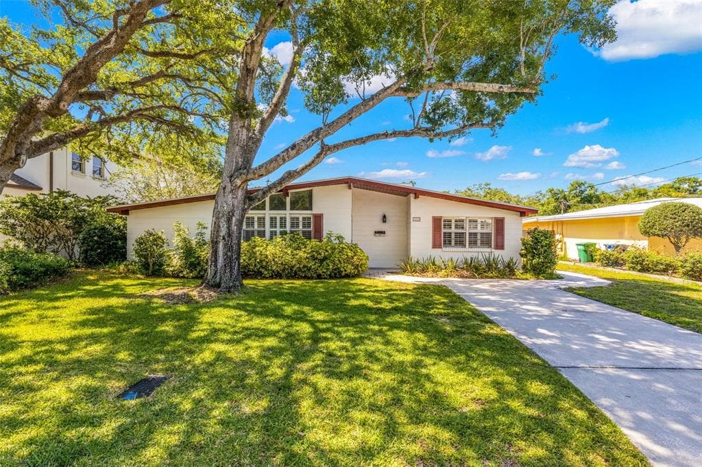 3306 W ALLINE AVENUE TAMPA, FL 33611
