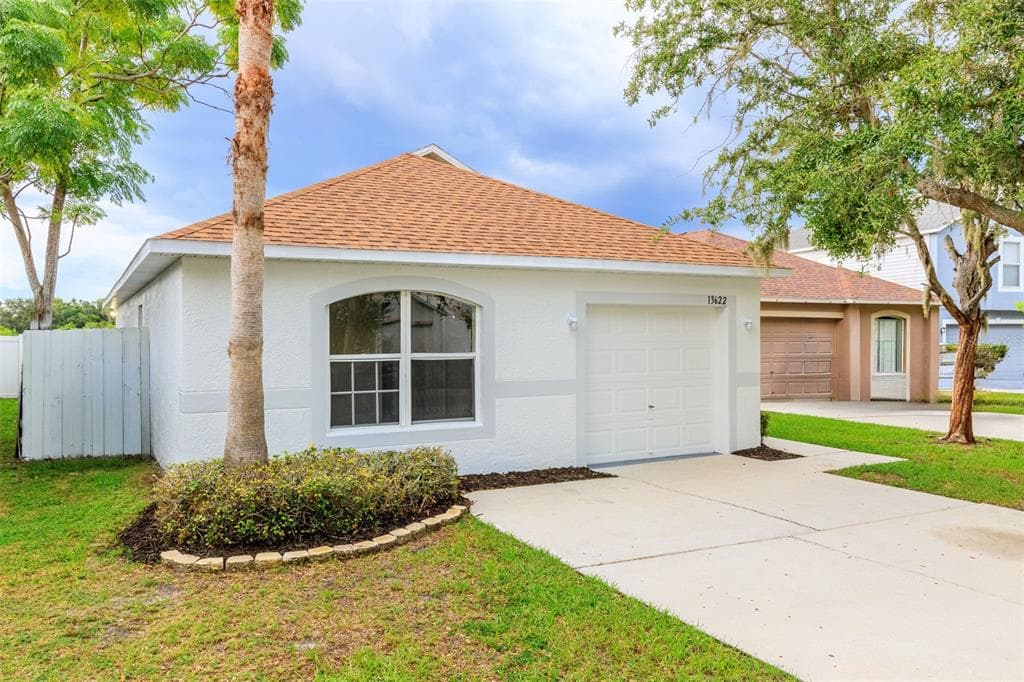 13622 SILVER CHARM COURT RIVERVIEW, FL 33579