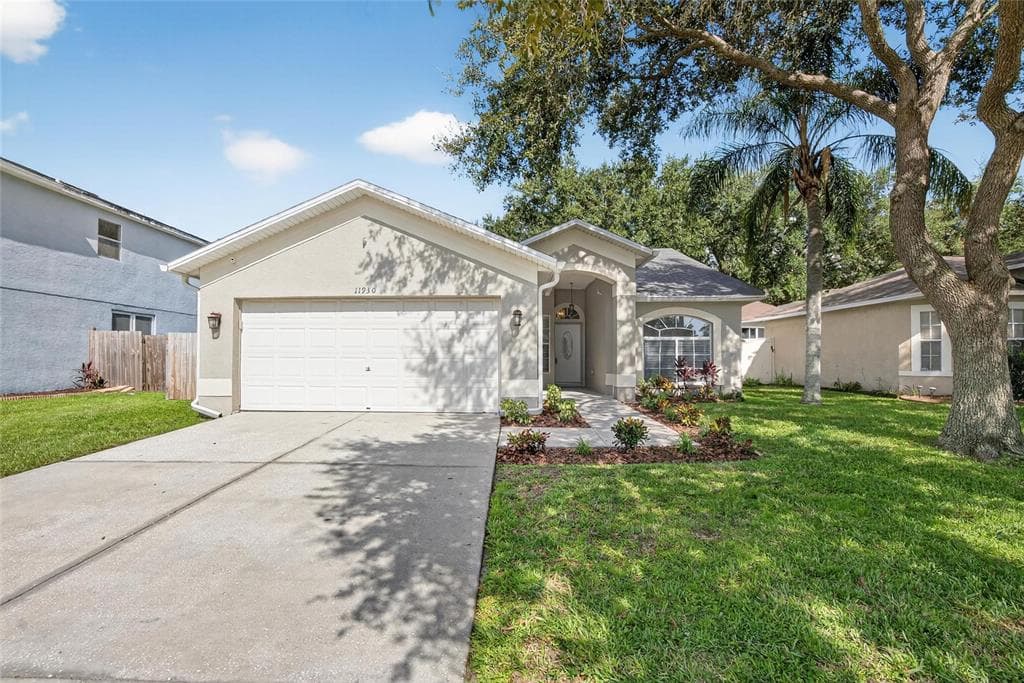 11930 LARK SONG LOOP RIVERVIEW, FL 33579