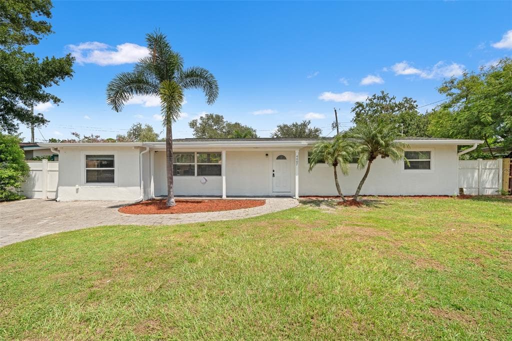 4407 W TRILBY AVENUE TAMPA, FL 33616