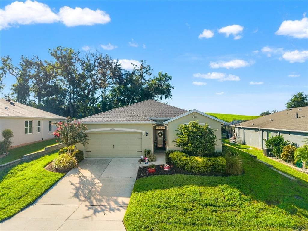 12526 EASTPOINTE DRIVE DADE CITY, FL 33525