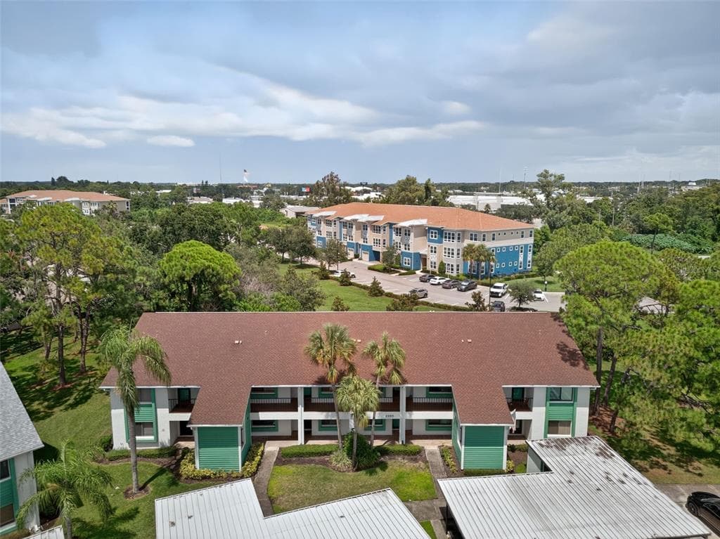 2555 ROYAL PINES CIRCLE UNIT 15A CLEARWATER, FL 33763