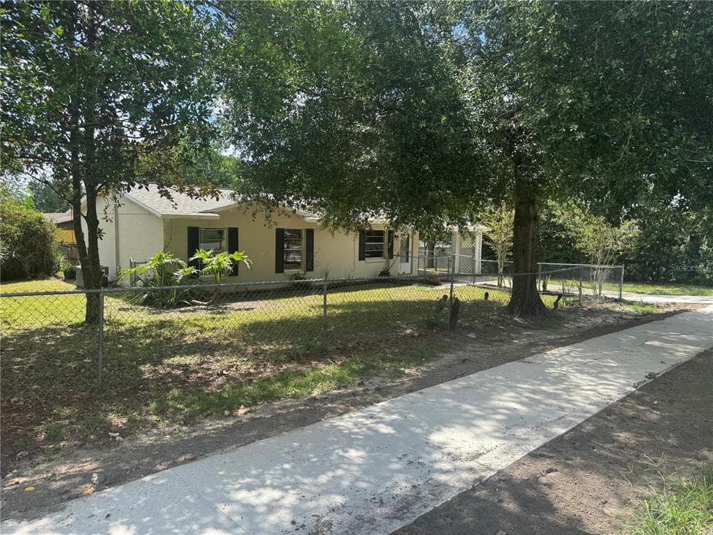 6340 DAKOTA DRIVE BROOKSVILLE, FL 34602